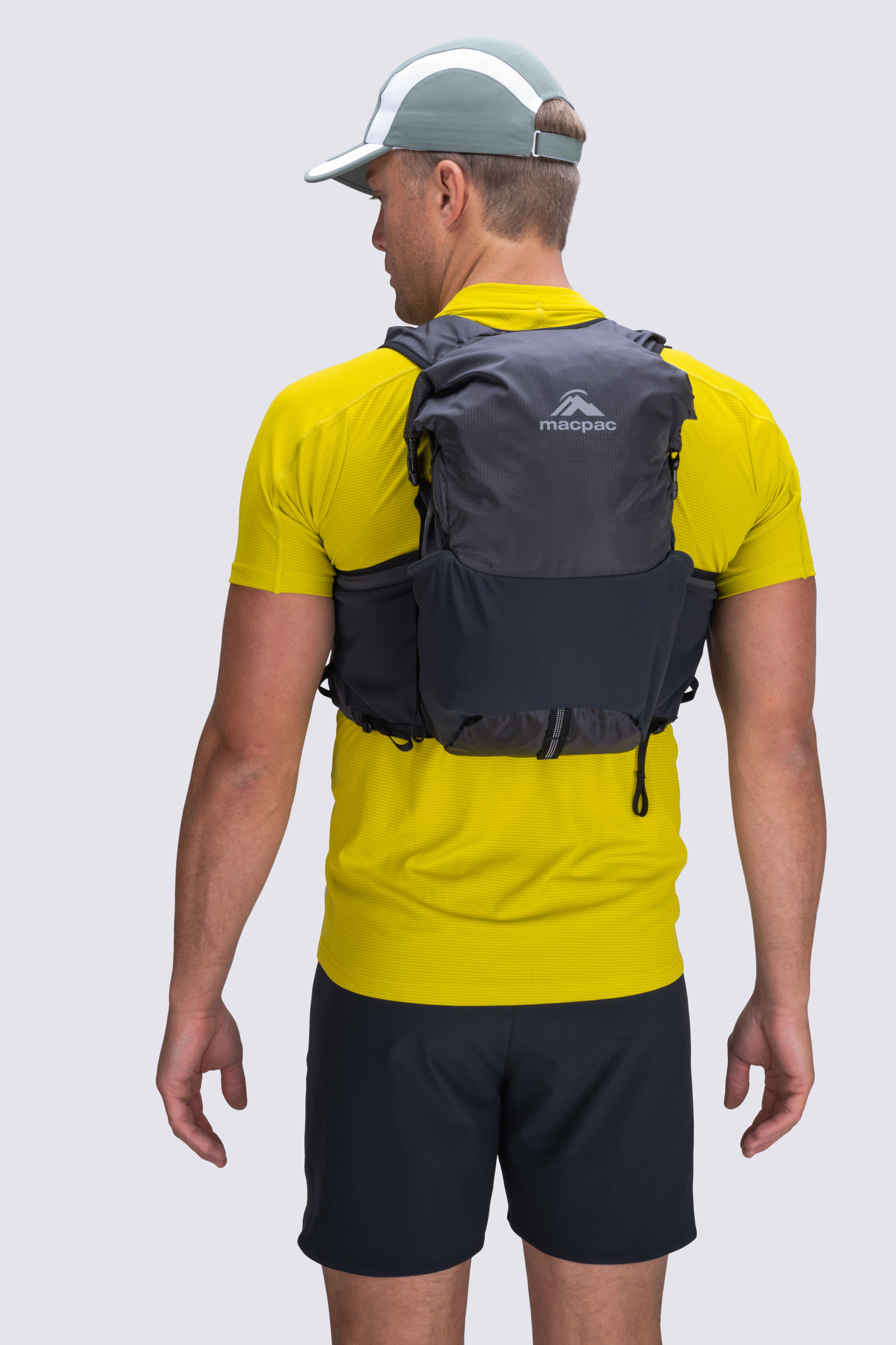 Macpac Amp Ultra 15L Running Vest | Macpac